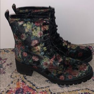 Madden Girl Boots
